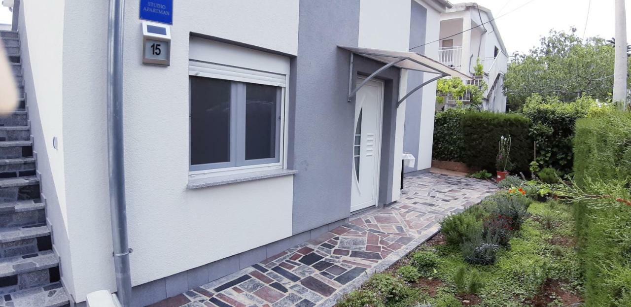 Apartmani Orhideja Gornji Karin Exterior foto